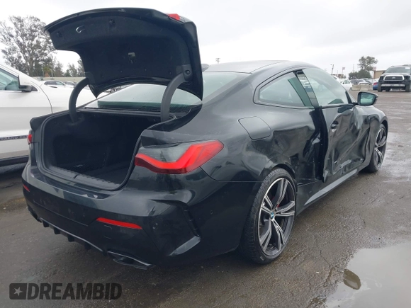 2024 BMW 4 Series M440i with VIN WBA83AP09RCN67192, listed as a IAAI auction lot 41549948 with 18,717 mi miles. Bid and sale history available at carsss.com. Image 4.