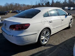 2014 Volkswagen CC Lux with VIN WVWRP7AN6EE528612, listed as a Copart auction lot 84805884 with 92,024 mi miles and Salvage Title. Bid and sale history available at carsss.com. Image 3.