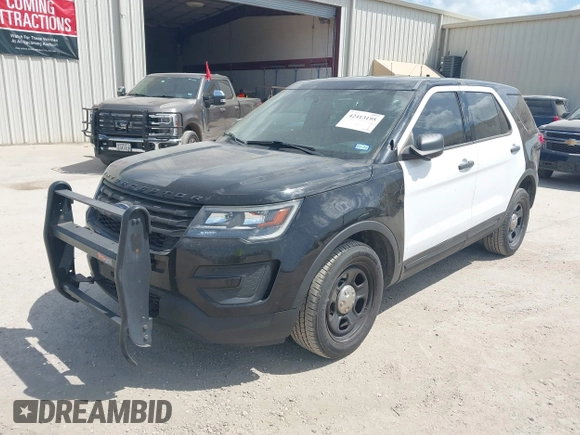 2018 Ford Police Interceptor Utility с VIN 1FM5K8AT1JGB19090, выставлен на аукционе IAAI как лот 42413195 с пробегом 118 313 миль миль и . История ставок и продаж доступна на DreamBid. Изображение 17.