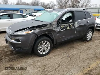 2018 Jeep Cherokee Latitude Plus with VIN 1C4PJLLB7JD584059, listed as a Copart auction lot 43655725 with 30,318 mi miles and Salvage Title. Bid and sale history available at DreamBid. Image 1.
