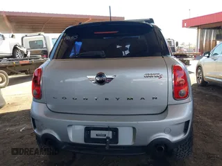 2014 MINI Countryman S with VIN WMWZC3C56EWP27328, listed as a IAAI auction lot 42187458 with 140,616 mi miles and . Bid and sale history available at DreamBid. Image 17.
