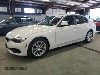 2017 BMW 3 Series 320i xDrive z VIN WBA8E5G50HNU41500, wystawiony jako Copart lot #61642765 z przebiegiem 156 574 mil mil oraz Czysty tytuł • Clean title. Historia ofert i sprzedaży dostępna na DreamBid. Obrazek 1.