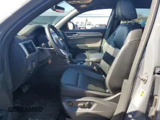 2022 Volkswagen Atlas SE z VIN 1V2HE2CA7NC213195, wystawiony jako Copart lot #50336425 z przebiegiem 113 293 mil mil oraz Szkoda całkowita • Salvage title. Historia ofert i sprzedaży dostępna na DreamBid. Obrazek 7.