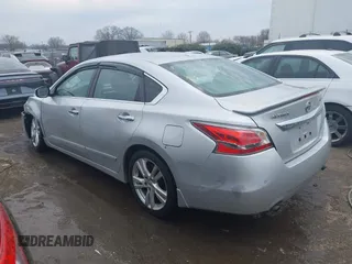 2015 Nissan Altima SL with VIN 1N4BL3AP7FC454420, listed as a IAAI auction lot 41666384 with 211,747 mi miles and . Bid and sale history available at carsss.com. Image 14.