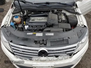 2014 Volkswagen CC Sport with VIN WVWBP7ANXEE512561, listed as a Copart auction lot 88355865 with 140,981 mi miles and Salvage Title. Bid and sale history available at carsss.com. Image 11.