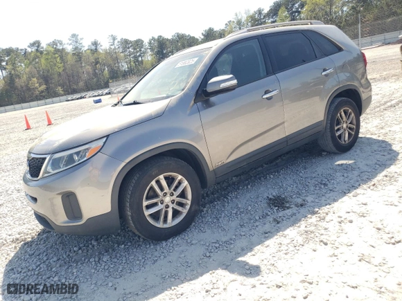 2015 Kia Sorento LX with VIN 5XYKTDA79FG607987, listed as a Copart auction lot 51002825 with 185,956 mi miles and Clean Title. Bid and sale history available at carsss.com. Image 1.