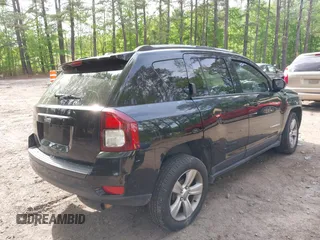 2016 Jeep Compass Sport с VIN 1C4NJCBA5GD742875, выставлен на аукционе IAAI как лот 42130832 с пробегом Не указан миль и . История ставок и продаж доступна на DreamBid. Изображение 4.