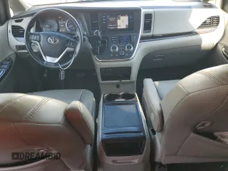 2015 Toyota Sienna XLE with VIN 5TDYK3DC0FS679812, listed as a Copart auction lot 61600775 with 118,483 mi miles and Salvage title. Bid and sale history available at DreamBid. Image 8.