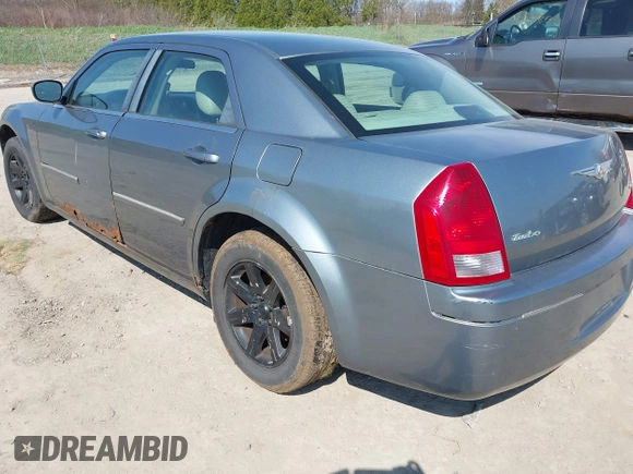 2007 Chrysler 300 Limited with VIN 2C3KA53G37H799150, listed as a IAAI auction lot 42104081 with 132,326 mi miles. Bid and sale history available at carsss.com. Image 3.