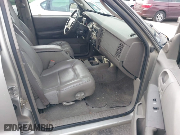 2002 Dodge Durango SLT z VIN 1B4HS48N72F138622, wystawiony jako IAAI lot #42111252 z przebiegiem 150 653 mil mil oraz . Historia ofert i sprzedaży dostępna na DreamBid. Obrazek 5.