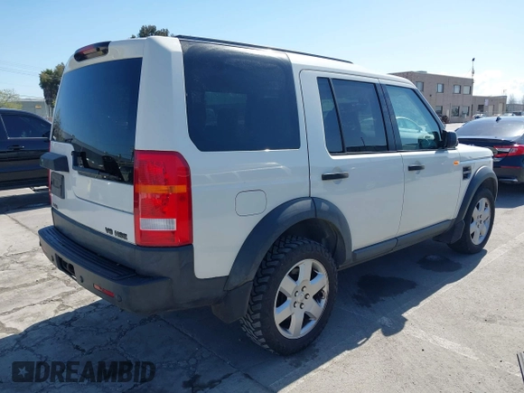 2005 Land Rover LR3 HSE with VIN SALAG25485A333581, listed as a IAAI auction lot 41937955 with 163,377 mi miles and . Bid and sale history available at DreamBid. Image 4.