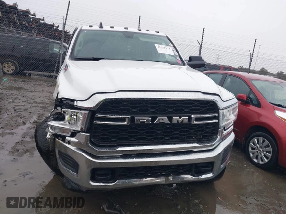 2020 Ram 2500 Tradesman with VIN 3C6UR5CL0LG280648, listed as a IAAI auction lot 41571573 with 90,543 mi miles. Bid and sale history available at carsss.com. Image 12.