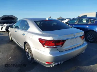 2014 Lexus LS 460 with VIN JTHBL5EF2E5132342, listed as a IAAI auction lot 41824998 with 75,301 mi miles and . Bid and sale history available at DreamBid. Image 3.