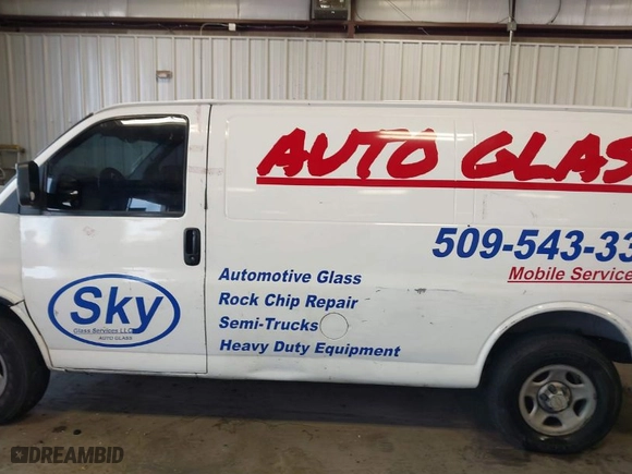 2007 Chevrolet Express Cargo Van with VIN 1GCFG15X571105039, listed as a IAAI auction lot 41763534 with 134,696 mi miles. Bid and sale history available at carsss.com. Image 15.