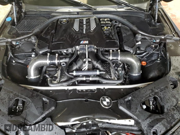 2025 BMW M8 Competition z VIN WBSGV0C04SCS21820, wystawiony jako Copart lot #73384474 z przebiegiem 3 457 mil mil oraz Szkoda całkowita • Salvage title. Historia ofert i sprzedaży dostępna na DreamBid. Obrazek 11.