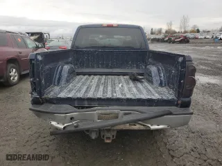 2006 Chevrolet Silverado 1500 LT1 with VIN 2GCEC19T861138804, listed as a Copart auction lot 43200825 with 255,642 mi miles and Salvage Title. Bid and sale history available at carsss.com. Image 6.