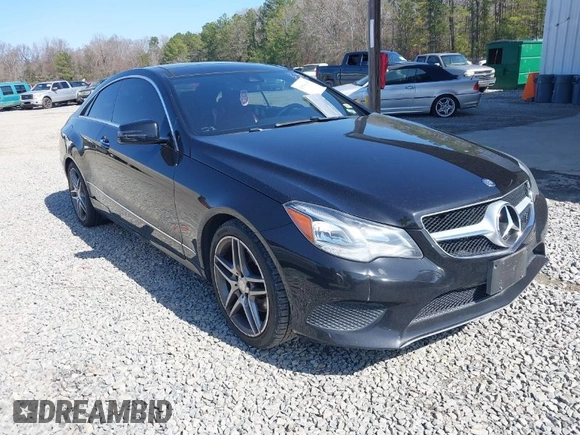 2014 Mercedes-Benz E 350 z VIN WDDKJ5KBXEF248011, wystawiony jako IAAI lot #41566643 z przebiegiem 120 108 mil mil oraz . Historia ofert i sprzedaży dostępna na DreamBid. Obrazek 1.