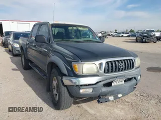 2004 Toyota Tacoma PreRunner z VIN 5TEGN92N44Z450219, wystawiony jako IAAI lot #42239758 z przebiegiem 152 024 mil mil oraz . Historia ofert i sprzedaży dostępna na DreamBid. Obrazek 13.