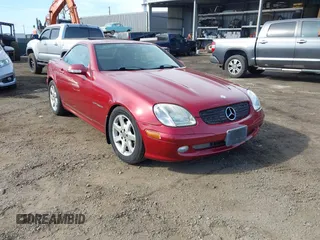 2001 Mercedes-Benz SLK-Class Kompressor with VIN WDBKK49F51F203464, listed as a IAAI auction lot 41807410 with 114,822 mi miles. Bid and sale history available at carsss.com. Image 1.