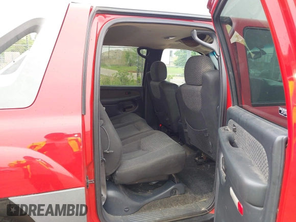2002 Chevrolet Avalanche z VIN 3GNEC13T02G159096, wystawiony jako IAAI lot #42311525 z przebiegiem 250 924 mil mil oraz . Historia ofert i sprzedaży dostępna na DreamBid. Obrazek 8.