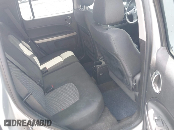 2011 Chevrolet HHR 1LT with VIN 3GNBABFW4BS568977, listed as a IAAI auction lot 42750172 with Not provided miles and . Bid and sale history available at DreamBid. Image 8.