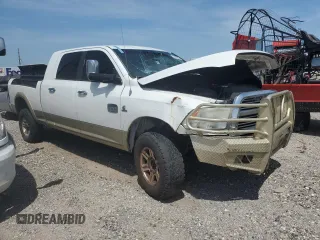2012 Ram 2500 Laramie Limited z VIN 3C6UD5PL5CG173734, wystawiony jako Copart lot #56576995 z przebiegiem 296 460 mil mil oraz Czysty tytuł • Clean title. Historia ofert i sprzedaży dostępna na DreamBid. Obrazek 4.