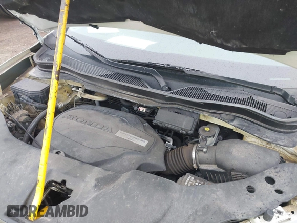 2018 Honda Pilot EX-L with VIN 5FNYF6H52JB053046, listed as a IAAI auction lot 42013210 with 103,721 mi miles. Bid and sale history available at carsss.com. Image 10.