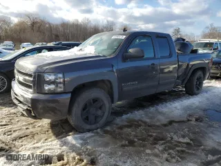 2010 Chevrolet Silverado 1500 LT with VIN 1GCSKSEA2AZ114160, listed as a Copart auction lot 45365475 with 170,628 mi miles and Clean Title. Bid and sale history available at carsss.com. Image 1.