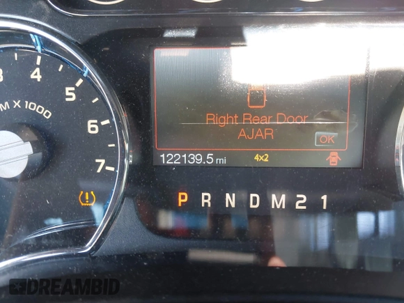 2011 Ford F-150 Lariat with VIN 1FTFW1E64BFA33904, listed as a IAAI auction lot 41665400 with 122,139 mi miles. Bid and sale history available at carsss.com. Image 7.
