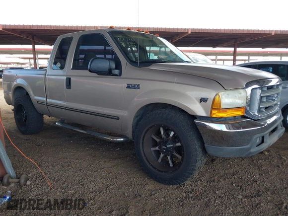 1999 Ford Super Duty F-250 XL with VIN 1FTNX20S3XED46555, listed as a IAAI auction lot 42074927 with 160,405 mi miles. Bid and sale history available at carsss.com. Image 1.