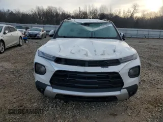 2021 Chevrolet TrailBlazer LT with VIN KL79MPSL5MB170275, listed as a Copart auction lot 42614875 with 71,206 mi miles and Salvage Title. Bid and sale history available at DreamBid. Image 5.