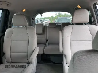 2013 Honda Odyssey LX z VIN 5FNRL5H24DB054216, wystawiony jako Copart lot #59871675 z przebiegiem 103 494 mil mil oraz Czysty tytuł • Clean title. Historia ofert i sprzedaży dostępna na DreamBid. Obrazek 10.