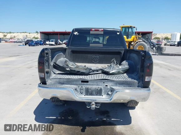 2012 Ram 1500 Big Horn z VIN 1C6RD6GT5CS224170, wystawiony jako IAAI lot #41644272 z przebiegiem 181 504 mil mil oraz . Historia ofert i sprzedaży dostępna na DreamBid. Obrazek 16.