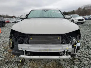 2019 Audi e-tron Prestige z VIN WA1VAAGE6KB021737, wystawiony jako Copart lot #44444585 z przebiegiem 37 227 mil mil oraz Szkody całkowita. Historia ofert i sprzedaży dostępna na DreamBid. Obrazek 5.