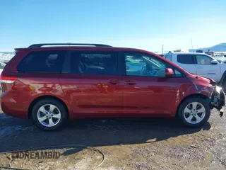 2011 Toyota Sienna LE AAS with VIN 5TDKK3DC6BS104887, listed as a IAAI auction lot 41653933 with 105,141 mi miles and . Bid and sale history available at DreamBid. Image 14.