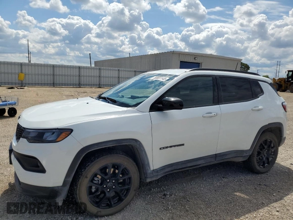 2025 Jeep Compass Latitude с VIN 3C4NJDBN5ST516783, выставлен на аукционе Copart как лот 58801145 с пробегом 2 863 миль миль и Списание • Salvage title. История ставок и продаж доступна на DreamBid. Изображение 1.