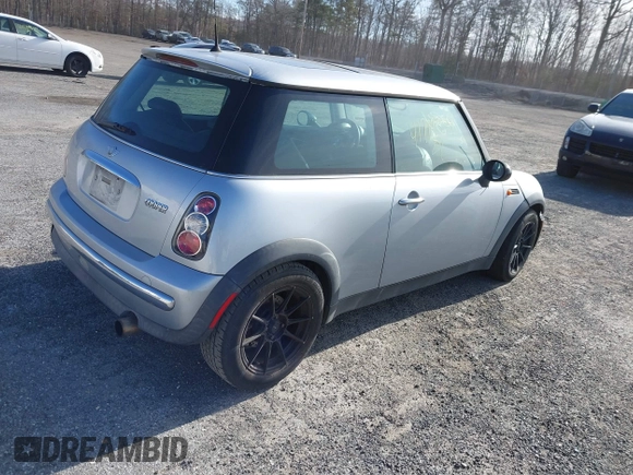 2003 MINI Hardtop with VIN WMWRC334X3TC45616, listed as a IAAI auction lot 41714354 with Not provided miles and . Bid and sale history available at DreamBid. Image 4.