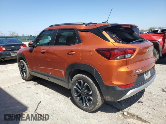 2022 Chevrolet TrailBlazer LT with VIN KL79MRSL7NB137453, listed as a Copart auction lot 51932945 with 32,962 mi miles and Salvage Title. Bid and sale history available at DreamBid. Image 2.