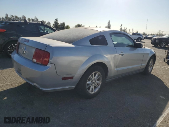 2007 Ford Mustang Deluxe with VIN 1ZVFT80N575283680, listed as a Copart auction lot 83909194 with 176,270 mi miles and Clean Title. Bid and sale history available at carsss.com. Image 3.