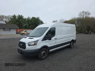 2018 Ford Transit z VIN 1FTBW2CM5JKA75168, wystawiony jako Copart lot #52987495 z przebiegiem 216 104 mil mil oraz Czysty tytuł • Clean title. Historia ofert i sprzedaży dostępna na DreamBid. Obrazek 2.