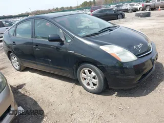 2007 Toyota Prius with VIN JTDKB20U977647208, listed as a IAAI auction lot 42039917 with 111,553 mi miles. Bid and sale history available at carsss.com. Image 1.