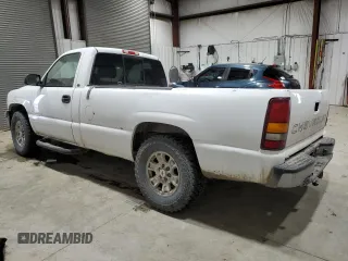 2000 Chevrolet Silverado 1500 with VIN 1GCEK14V0YE321997, listed as a Copart auction lot 82719284 with 165,906 mi miles and Clean Title. Bid and sale history available at carsss.com. Image 2.