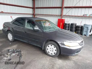 1998 Honda Accord LX z VIN 1HGCG5645WA244697, wystawiony jako IAAI lot #42195066 z przebiegiem 133 054 mil mil oraz . Historia ofert i sprzedaży dostępna na DreamBid. Obrazek 1.