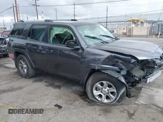 2023 Toyota 4Runner SR5 с VIN JTEEU5JRXP5302750, выставлен на аукционе IAAI как лот 42125821 с пробегом 29 818 миль миль и . История ставок и продаж доступна на DreamBid. Изображение 1.