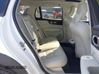 2021 Volvo V60 Cross Country with VIN YV4102WK2M1067849, listed as a IAAI auction lot 41779230 with 42,490 mi miles. Bid and sale history available at carsss.com. Image 8.
