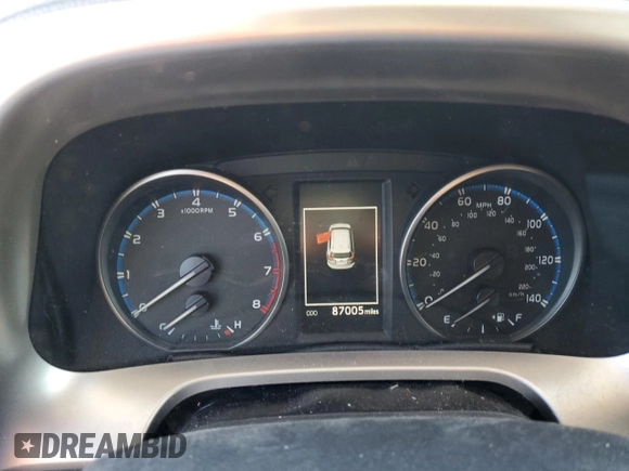 2018 Toyota RAV4 XLE with VIN JTMWFREV7JJ742974, listed as a Copart auction lot 41957735 with 87,005 mi miles and Salvage Title. Bid and sale history available at DreamBid. Image 9.