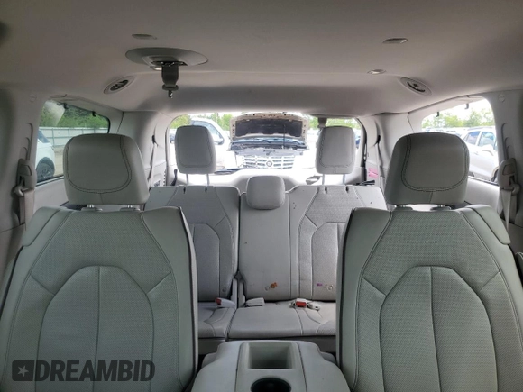 2017 Chrysler Pacifica Limited with VIN 2C4RC1GG3HR616218, listed as a Copart auction lot 58342445 with 53,536 mi miles and Salvage title. Bid and sale history available at DreamBid. Image 10.