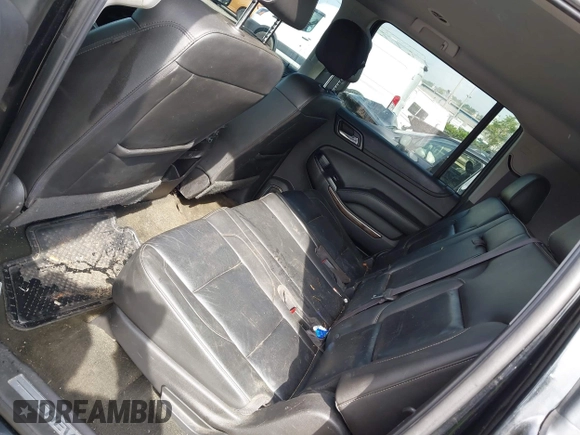 2016 Chevrolet Suburban LT z VIN 1GNSKHKC8GR223442, wystawiony jako IAAI lot #42166983 z przebiegiem 204 827 mil mil oraz . Historia ofert i sprzedaży dostępna na DreamBid. Obrazek 20.