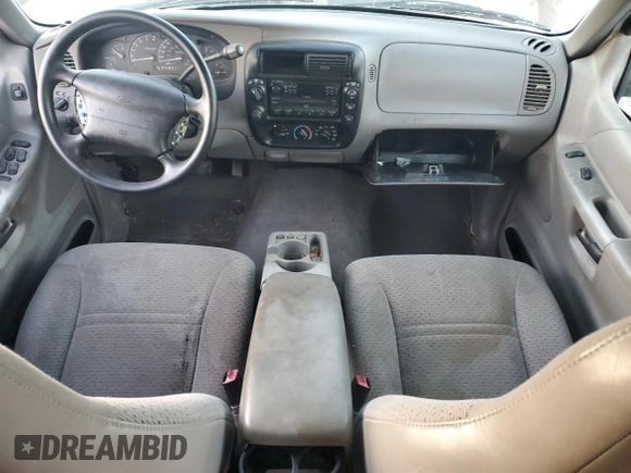 2000 Ford Explorer XLS z VIN 1FMZU72E9YZA98820, wystawiony jako Copart lot #87409634 z przebiegiem 190 297 mil mil oraz Czysty tytuł • Clean title. Historia ofert i sprzedaży dostępna na DreamBid. Obrazek 8.