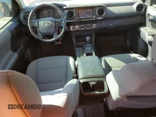 2020 Toyota Tacoma SR5 z VIN 3TMCZ5AN1LM304823, wystawiony jako Copart lot #52944755 z przebiegiem 92 244 mil mil oraz Szkoda całkowita • Salvage title. Historia ofert i sprzedaży dostępna na DreamBid. Obrazek 8.